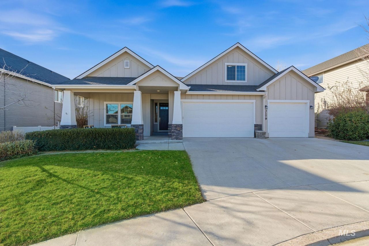 3179 N Cherry Laurel Way, Star, ID 83669 Main Photo