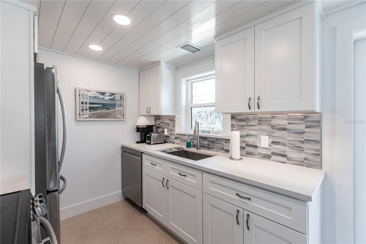 6154 Midnight Pass Road, Unit A1, Sarasota, FL 34242 Photo