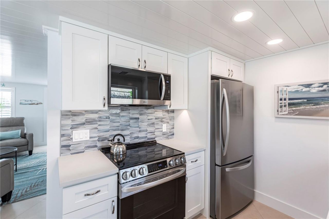 6154 Midnight Pass Road, Unit A1, Sarasota, FL 34242 Photo