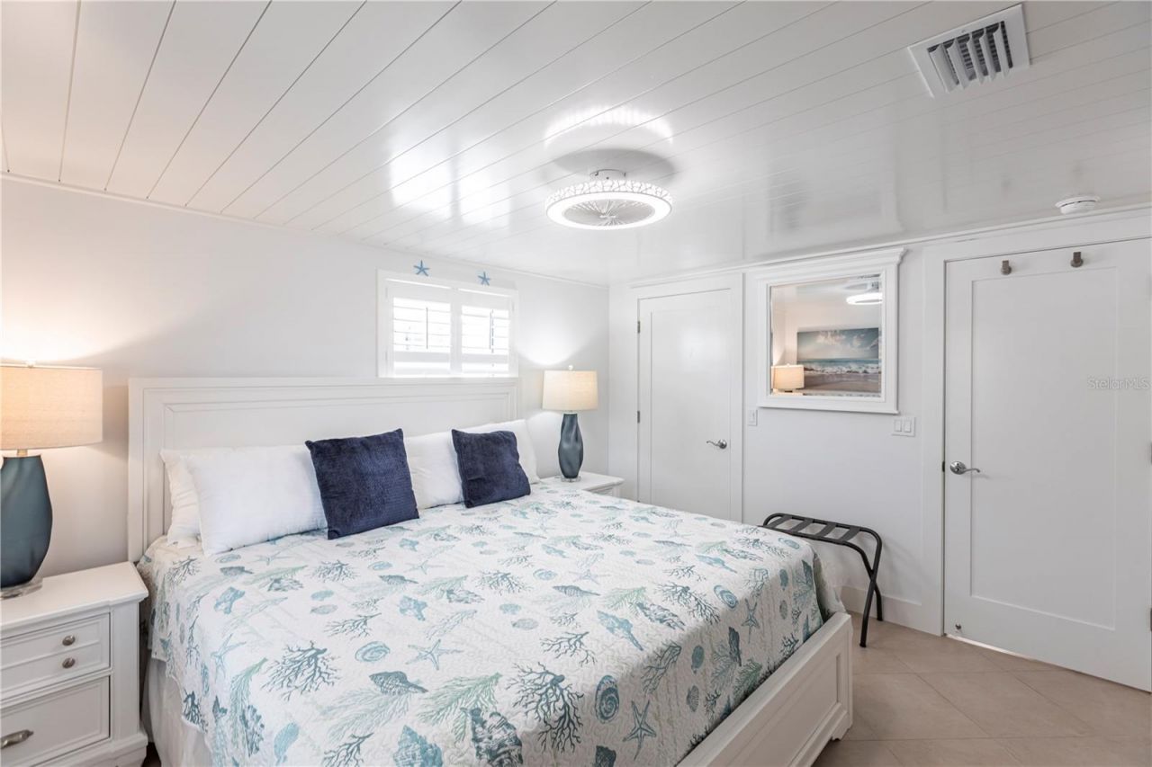 6154 Midnight Pass Road, Unit A1, Sarasota, FL 34242 Photo