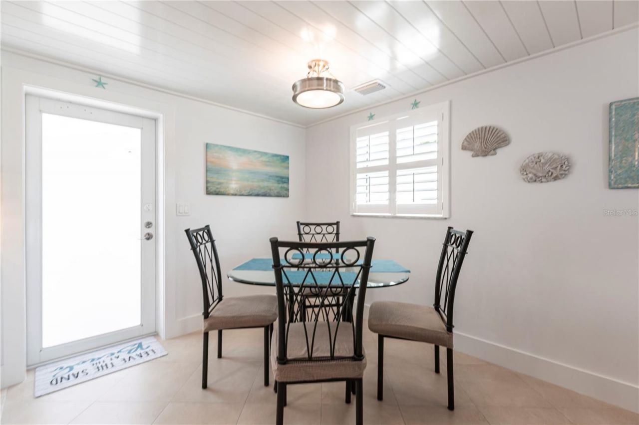 6154 Midnight Pass Road, Unit A1, Sarasota, FL 34242 Photo