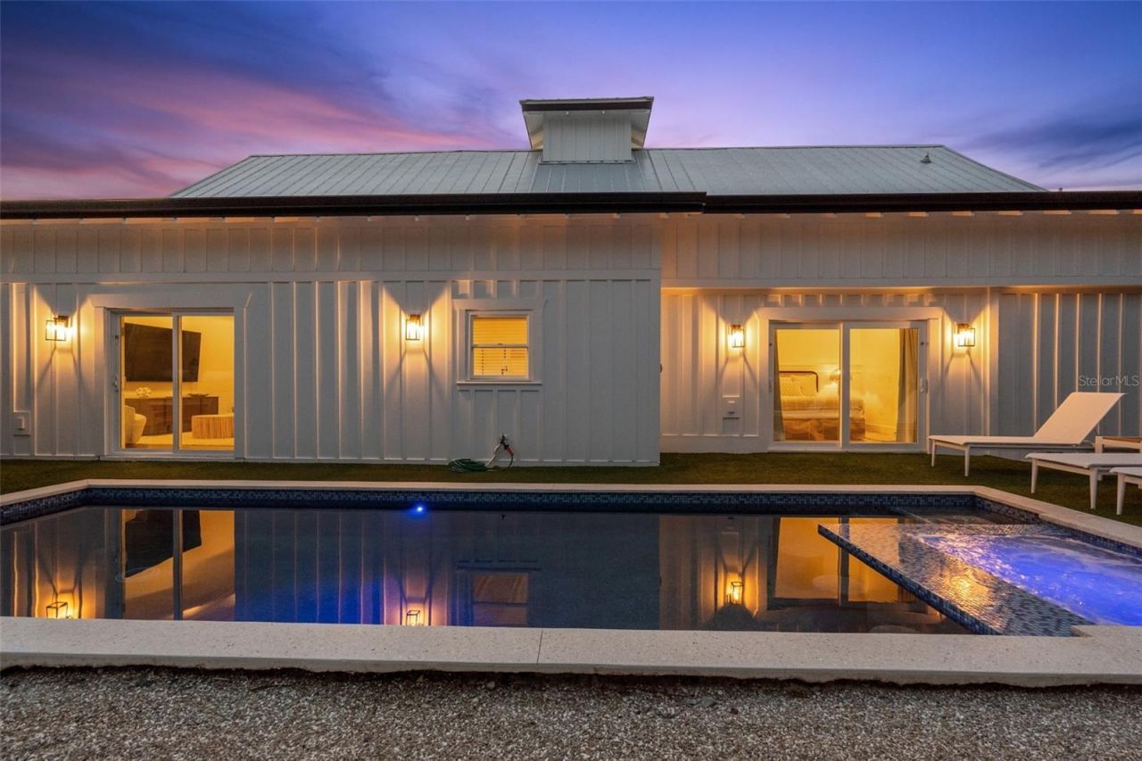 305 73rd Street, Holmes Beach, FL 34217 Photo