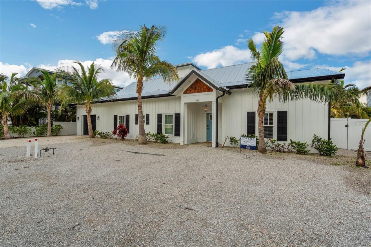 305 73rd Street, Holmes Beach, FL 34217 Photo