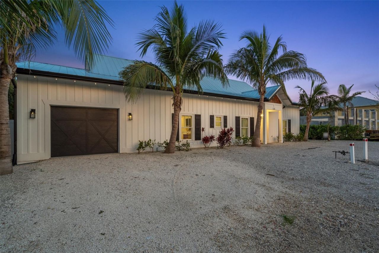 305 73rd Street, Holmes Beach, FL 34217 Photo