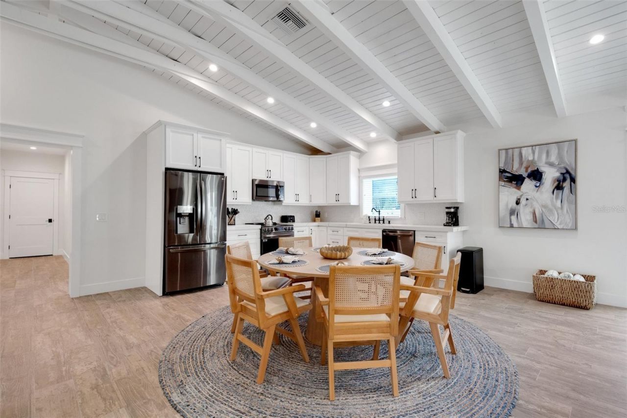 305 73rd Street, Holmes Beach, FL 34217 Photo