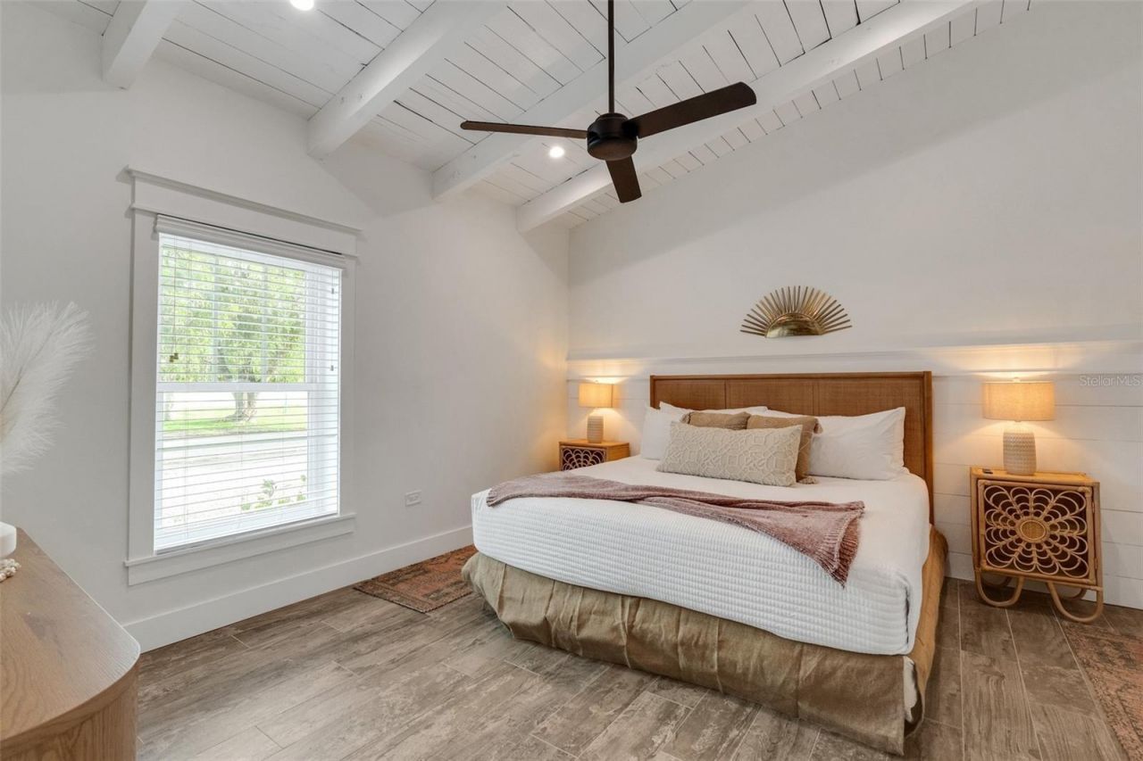 305 73rd Street, Holmes Beach, FL 34217 Photo