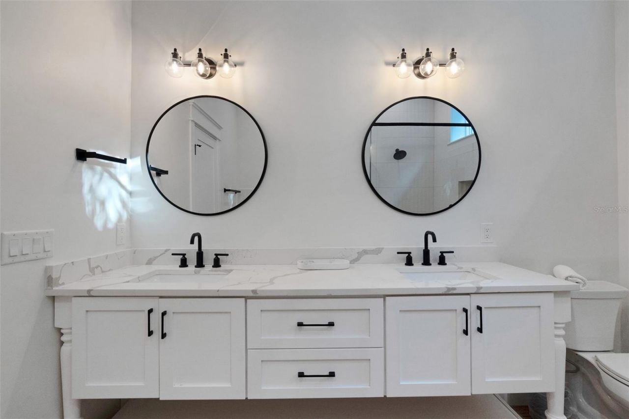 305 73rd Street, Holmes Beach, FL 34217 Photo