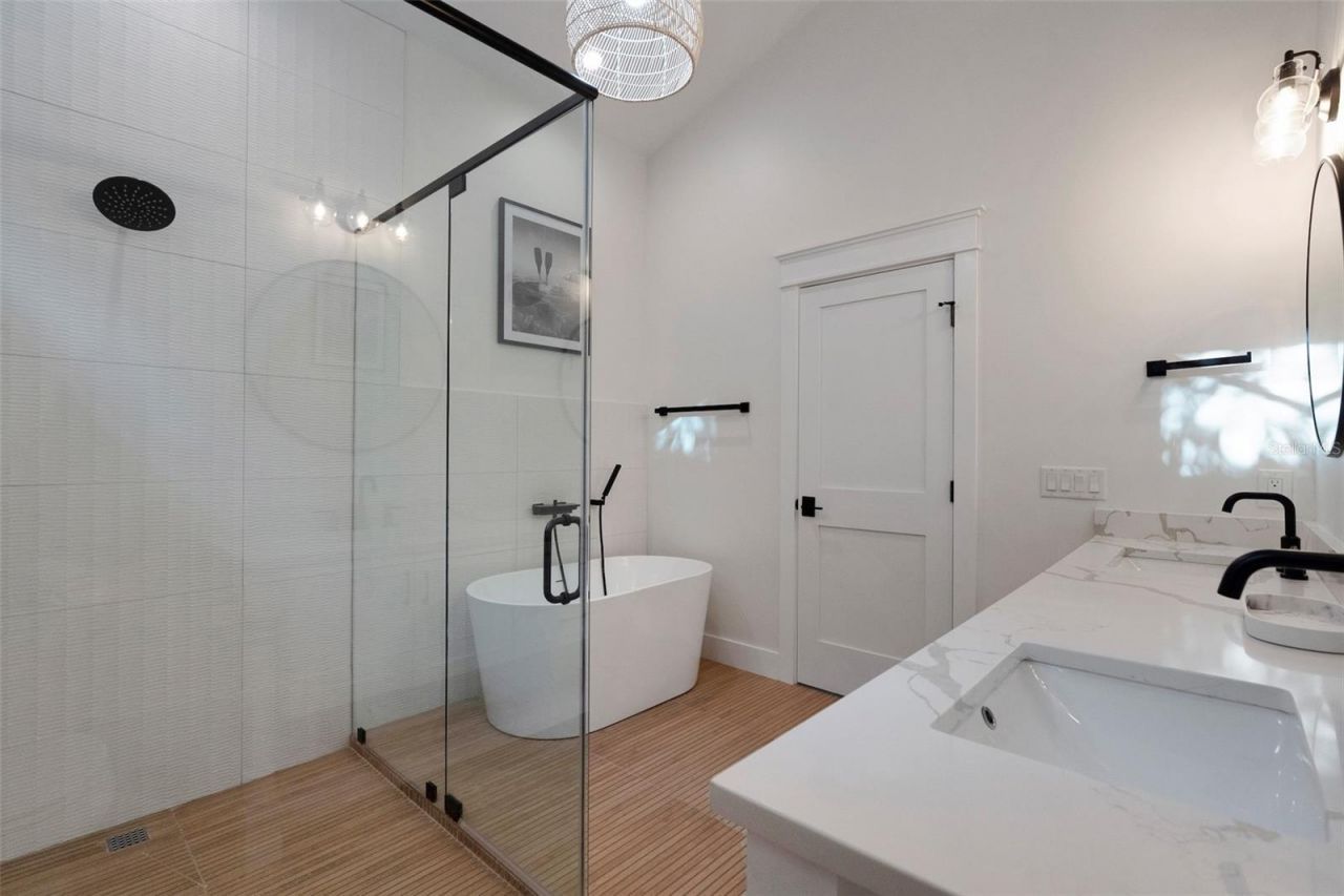 305 73rd Street, Holmes Beach, FL 34217 Photo