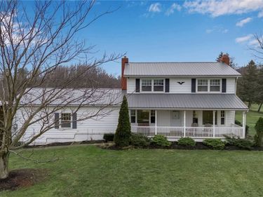 3212 Hickox Road, Hamburg, NY 14075