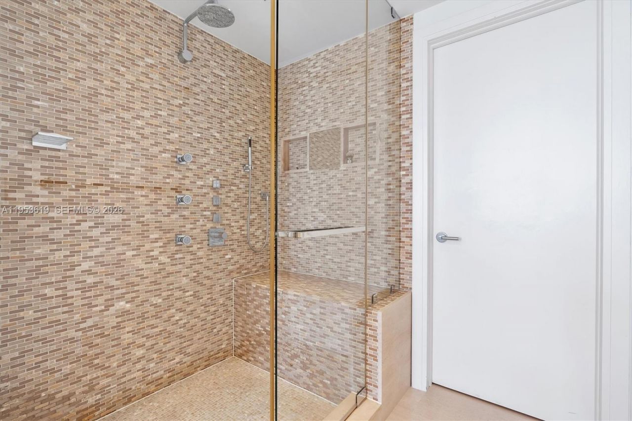 17875 Collins Ave, Unit 1906, Sunny Isles Beach, FL 33160 Photo