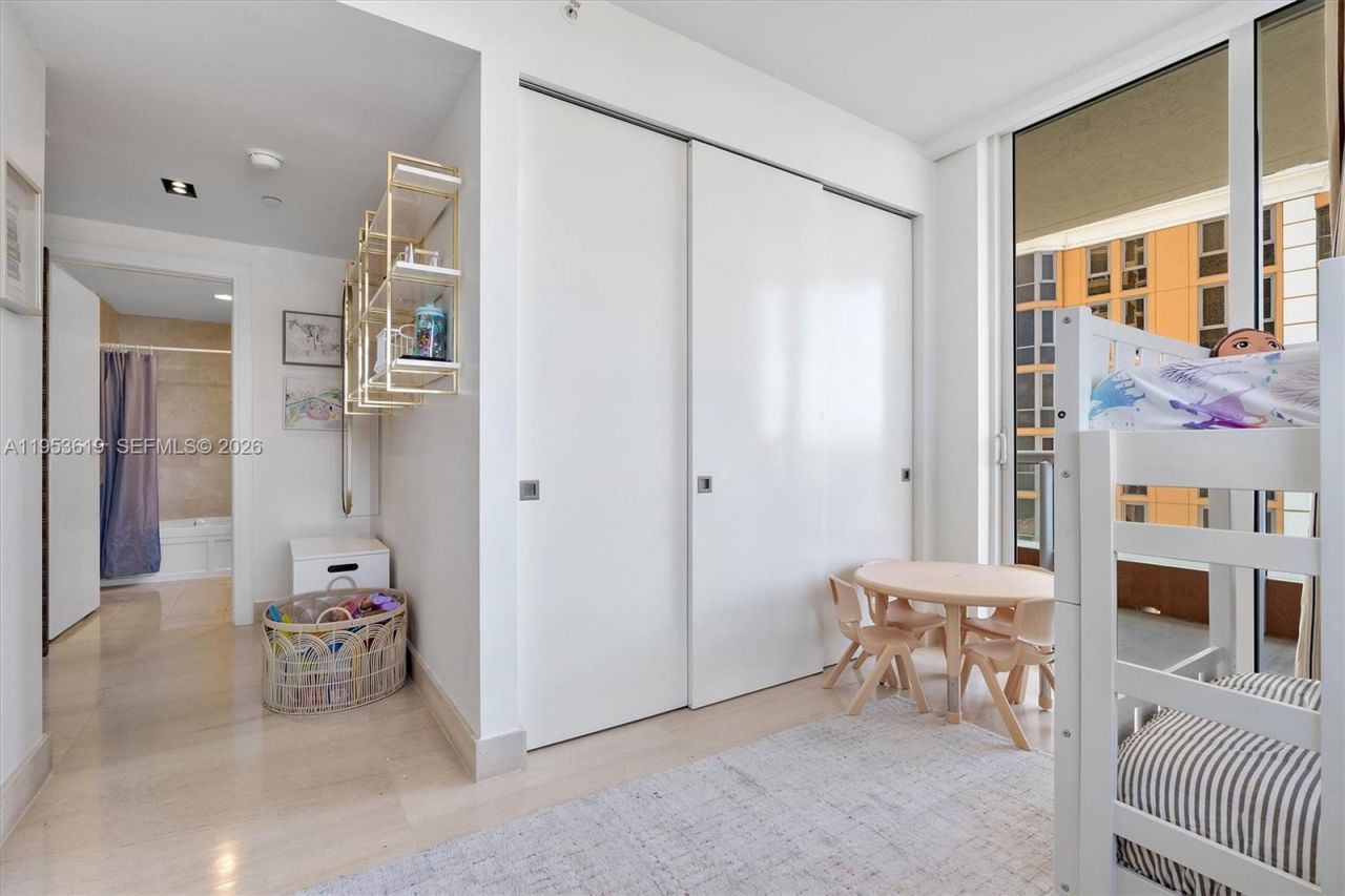 17875 Collins Ave, Unit 1906, Sunny Isles Beach, FL 33160 Photo