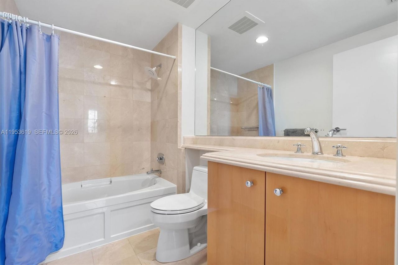 17875 Collins Ave, Unit 1906, Sunny Isles Beach, FL 33160 Photo