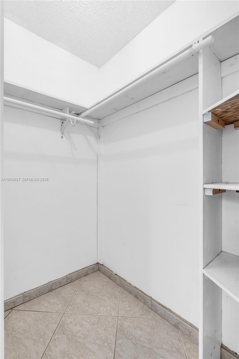 9421 Fontainebleau Blvd, Unit 101-35, Miami, FL 33172 Photo