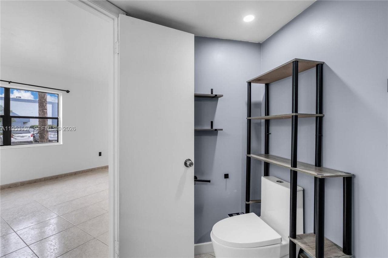 9421 Fontainebleau Blvd, Unit 101-35, Miami, FL 33172 Photo