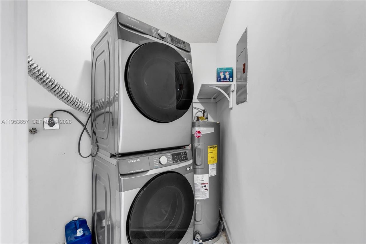 9421 Fontainebleau Blvd, Unit 101-35, Miami, FL 33172 Photo