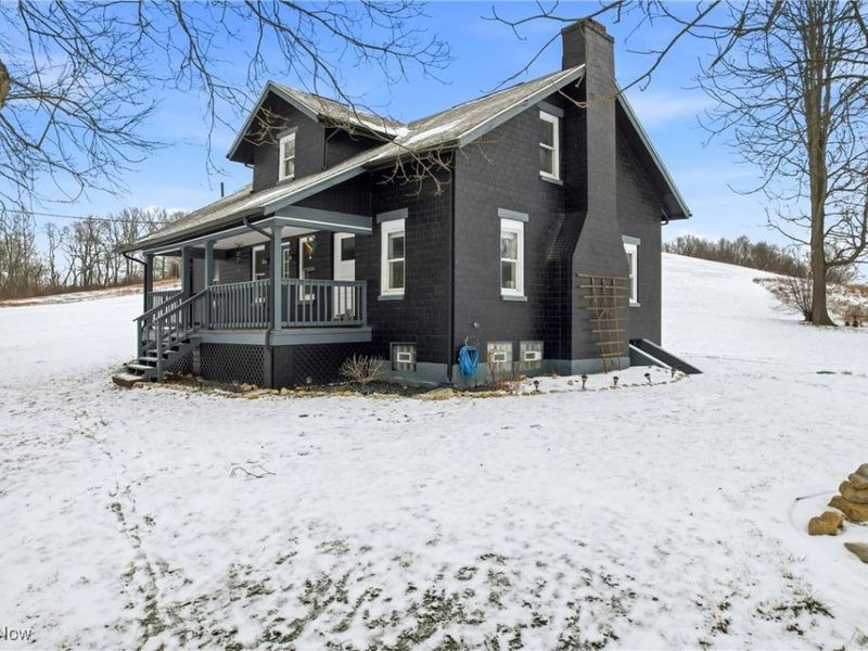 1032 Hartwood Road NW, Magnolia, OH 44643 Photo 2