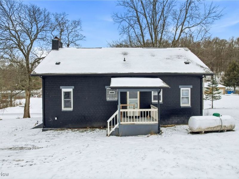 1032 Hartwood Road NW, Magnolia, OH 44643 Photo 5