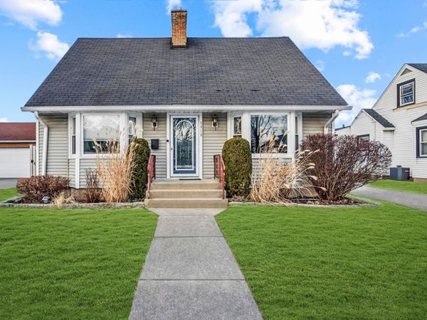 5910 Carol Avenue, Morton Grove, IL 60053