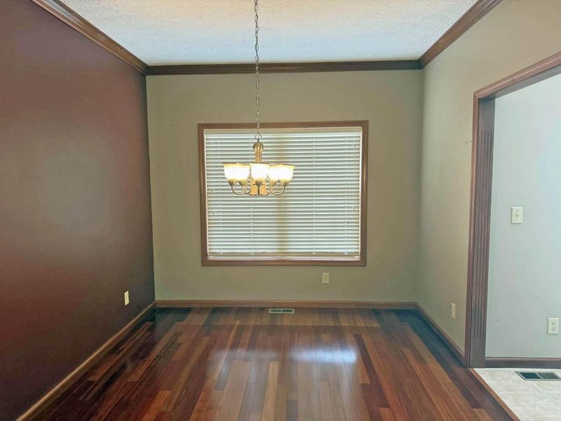 541 Northpoint Court, Troy, OH 45373 Photo 4