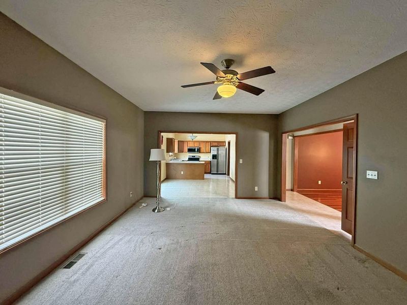 541 Northpoint Court, Troy, OH 45373 Photo 6