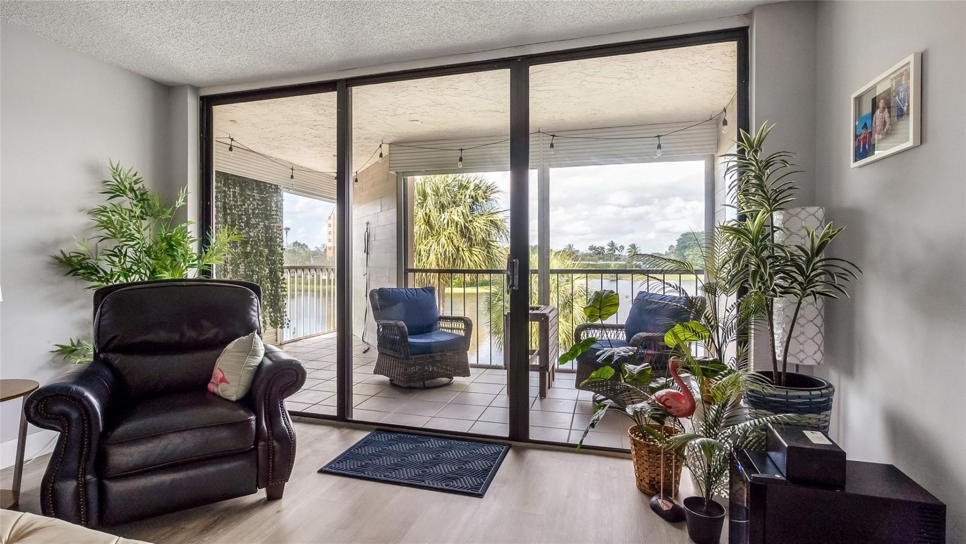 16325 Golf Club Road, Unit 303, Weston, FL 33326 Photo