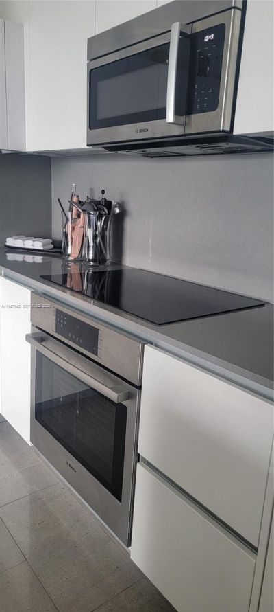 68 SE 6th St, Unit 2110, Miami, FL 33131 Photo