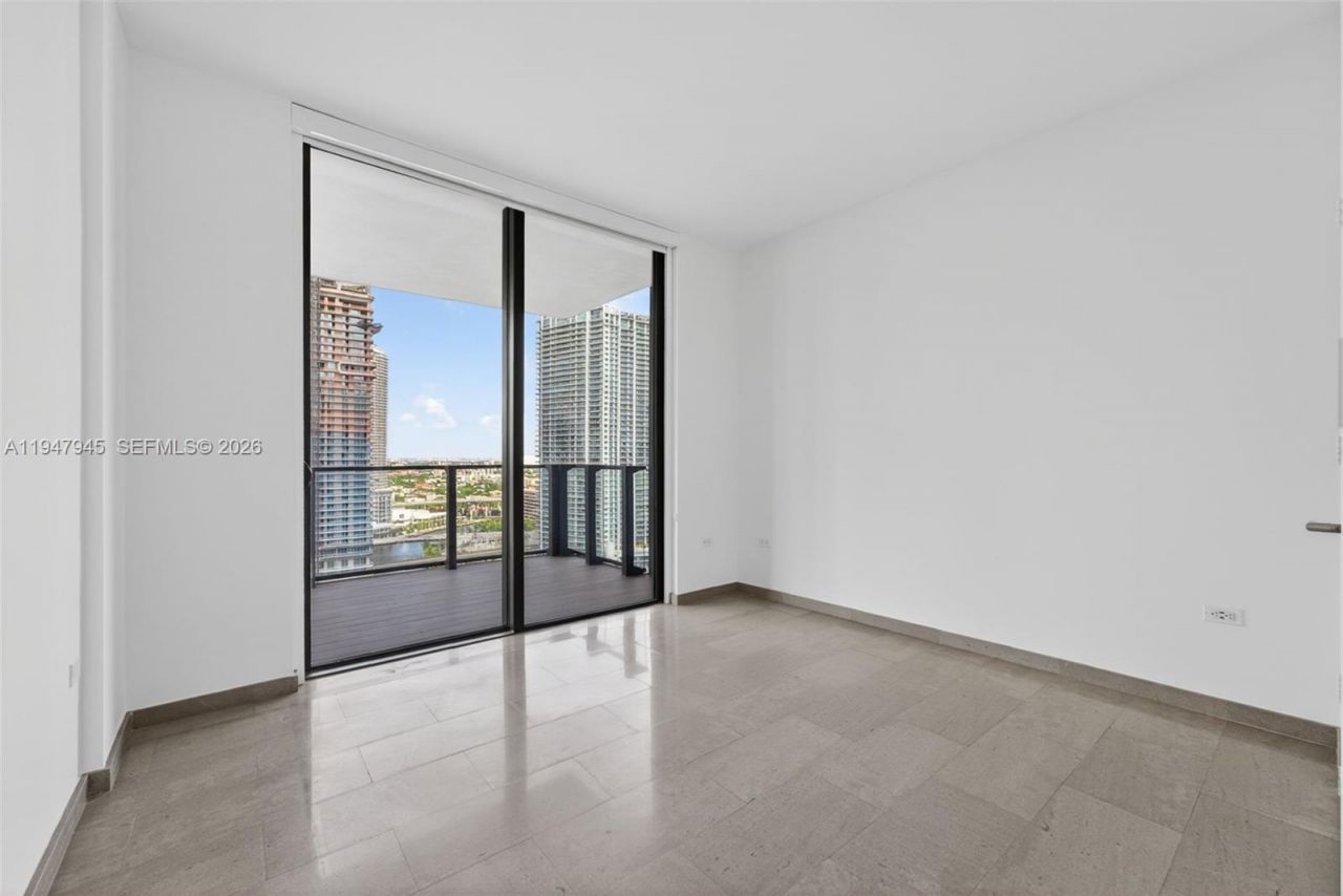 68 SE 6th St, Unit 2110, Miami, FL 33131 Photo