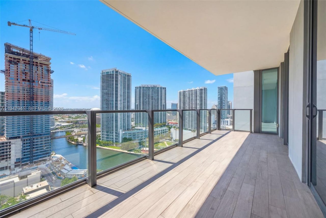 68 SE 6th St, Unit 2110, Miami, FL 33131 Photo