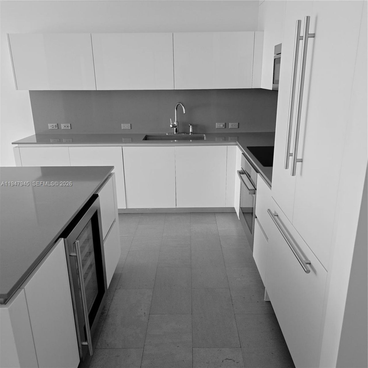 68 SE 6th St, Unit 2110, Miami, FL 33131 Photo