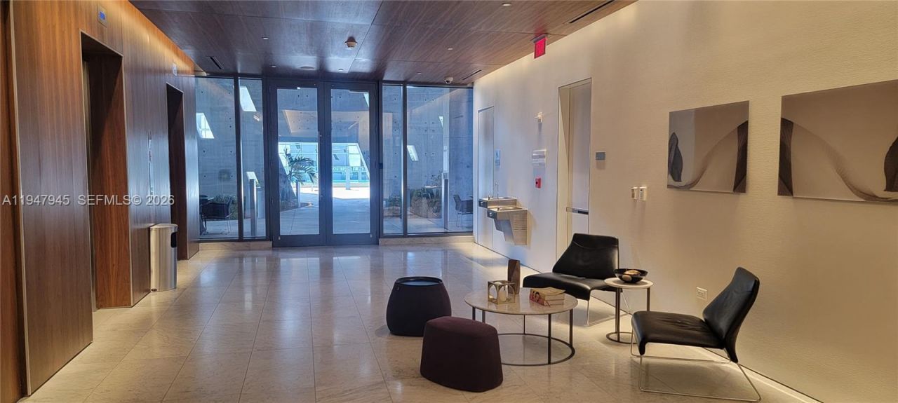 68 SE 6th St, Unit 2110, Miami, FL 33131 Photo