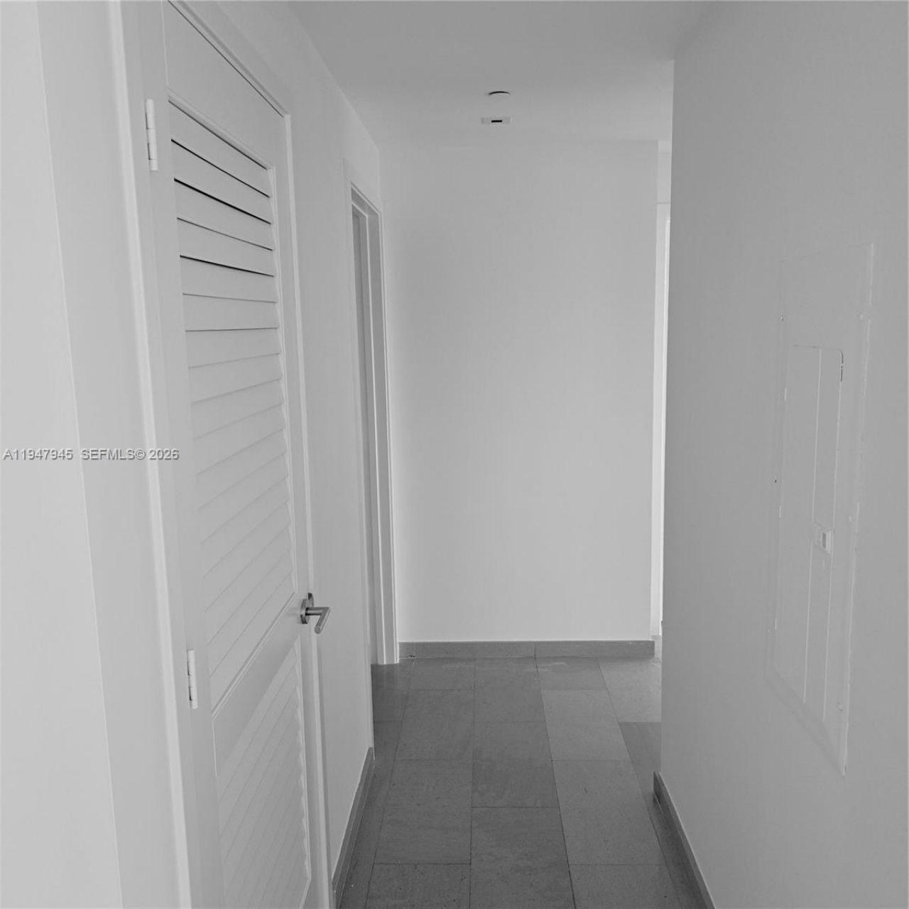 68 SE 6th St, Unit 2110, Miami, FL 33131 Photo