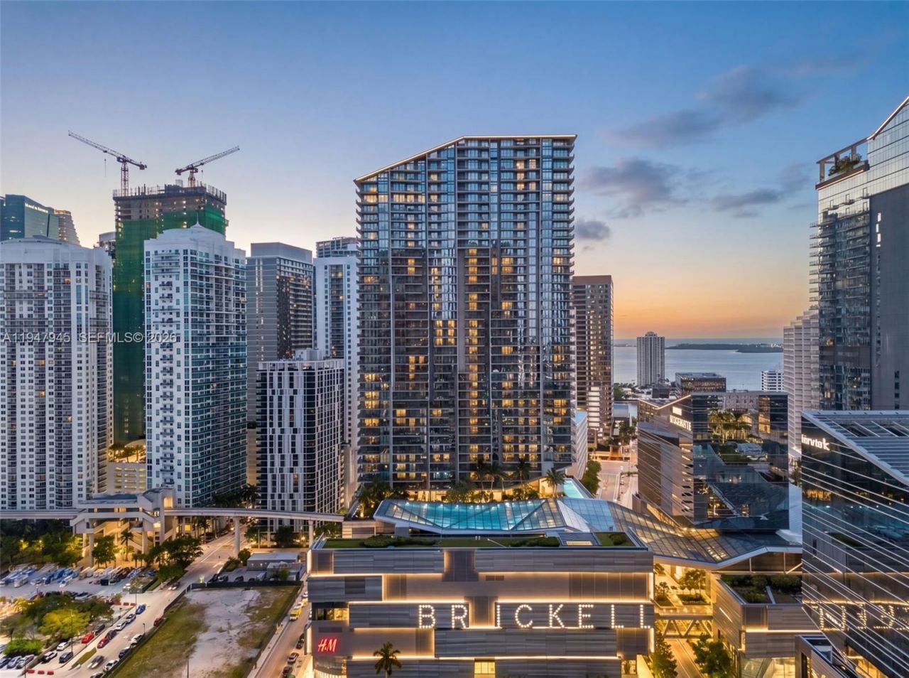 68 SE 6th St, Unit 2110, Miami, FL 33131 Photo