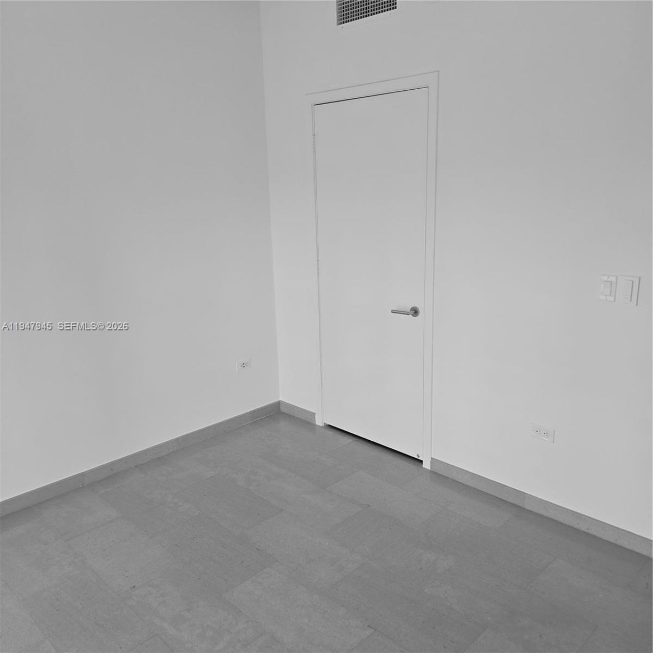 68 SE 6th St, Unit 2110, Miami, FL 33131 Photo