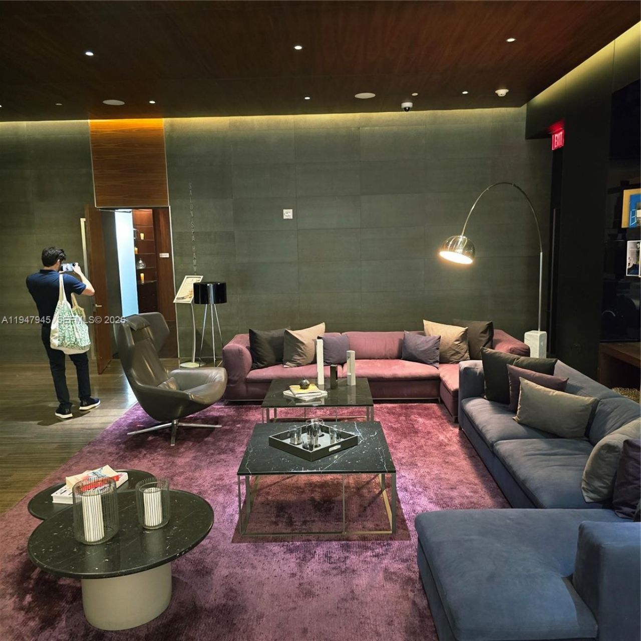 68 SE 6th St, Unit 2110, Miami, FL 33131 Photo