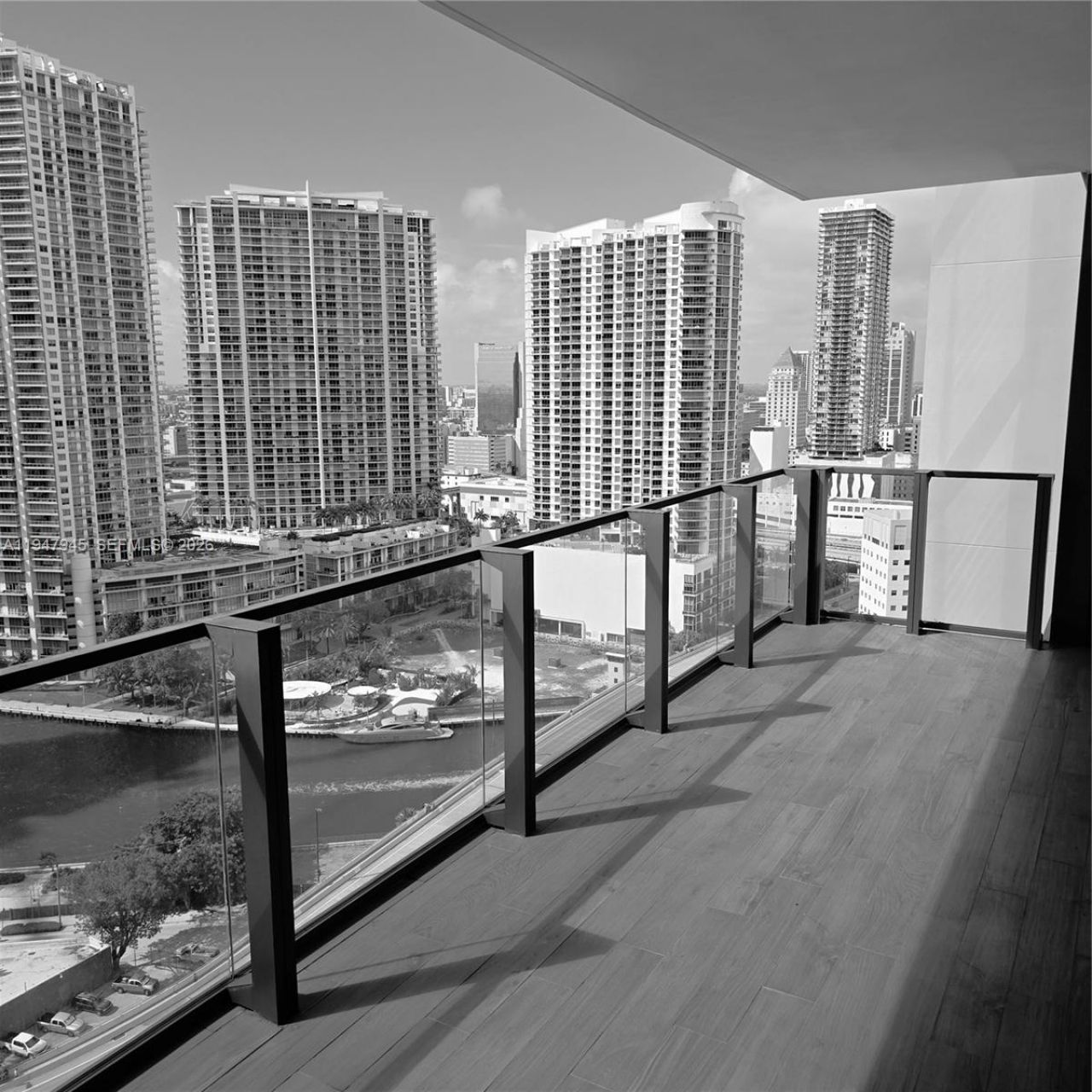 68 SE 6th St, Unit 2110, Miami, FL 33131 Photo