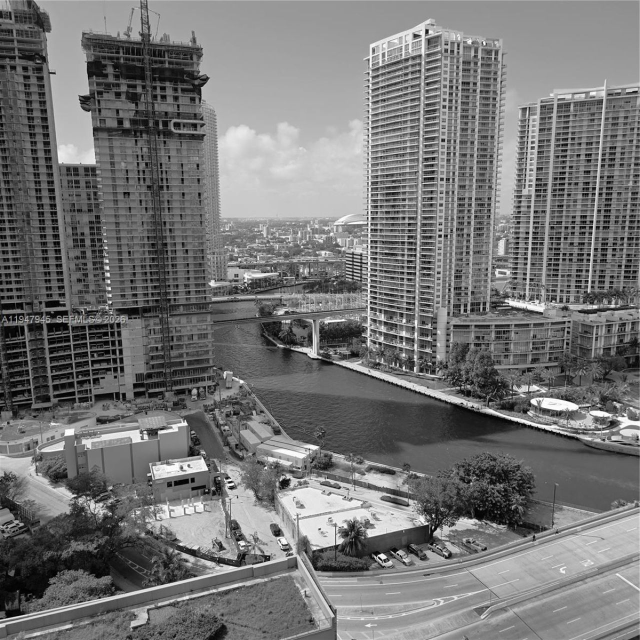 68 SE 6th St, Unit 2110, Miami, FL 33131 Photo