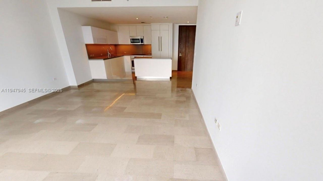 68 SE 6th St, Unit 2110, Miami, FL 33131 Photo