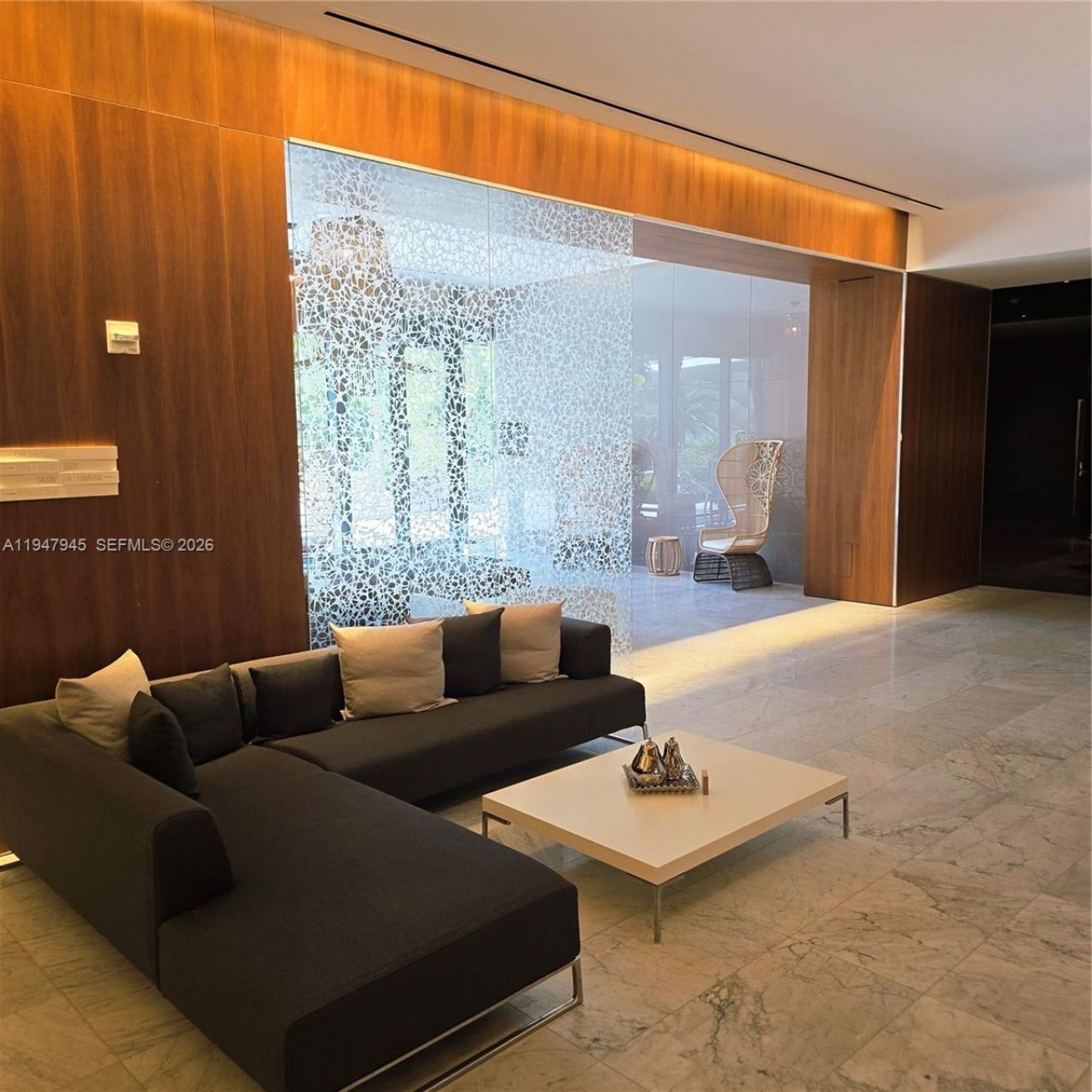 68 SE 6th St, Unit 2110, Miami, FL 33131 Photo