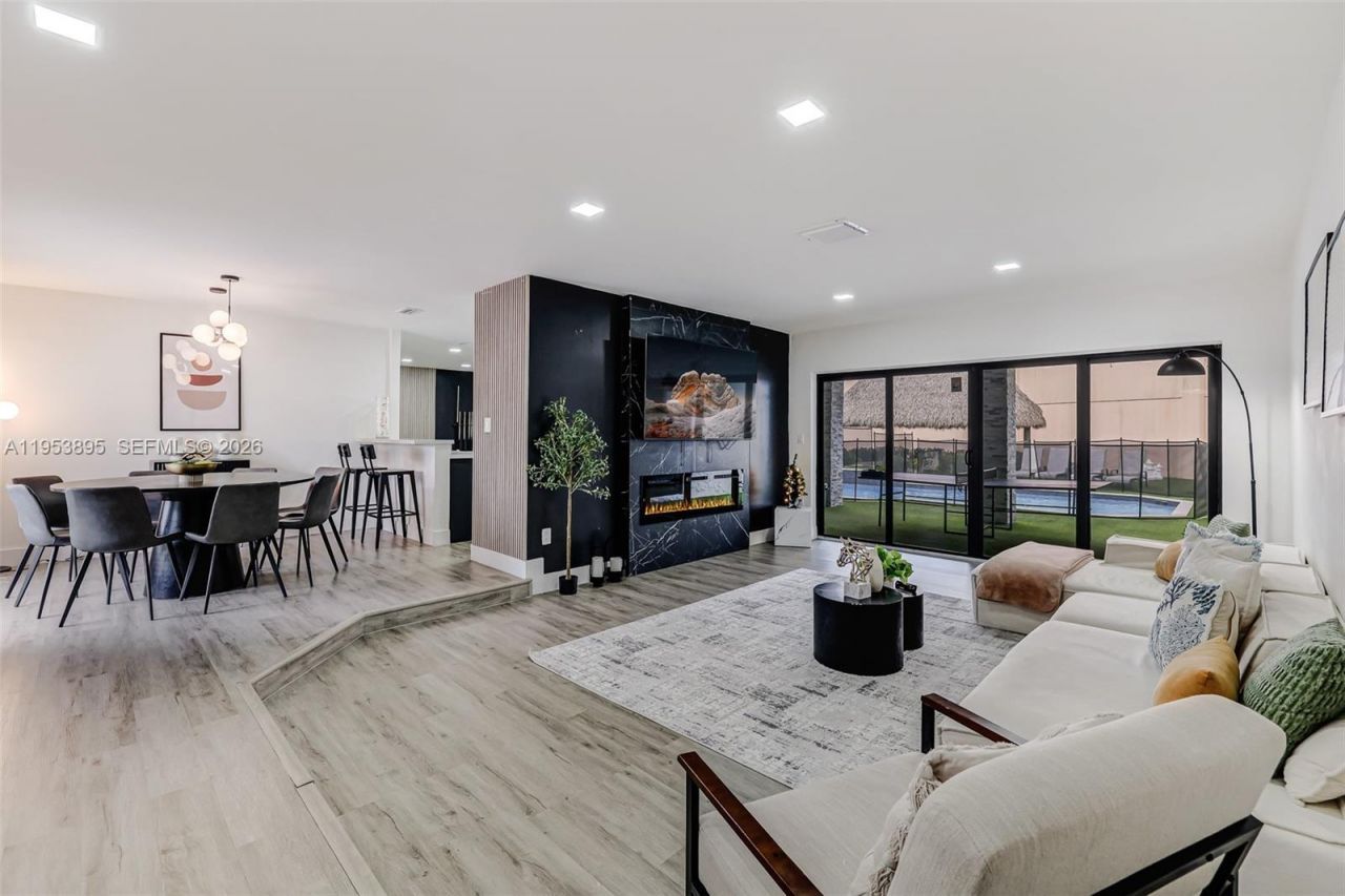 10870 SW 106th Ave , Miami, FL 33176 Photo