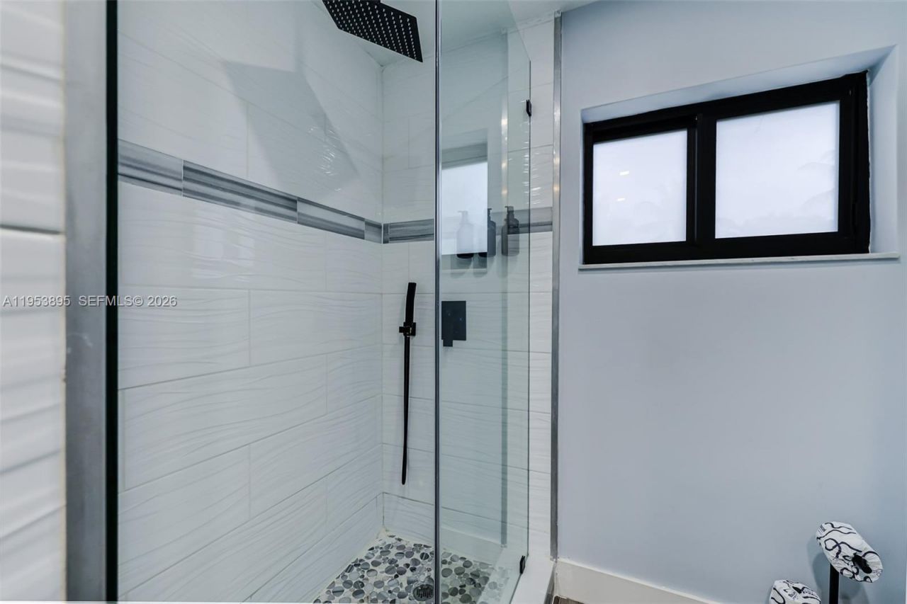 10870 SW 106th Ave , Miami, FL 33176 Photo