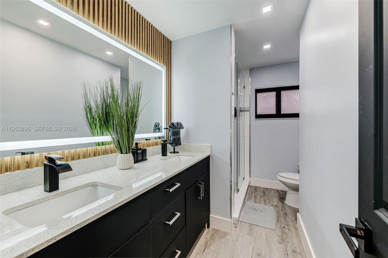 10870 SW 106th Ave , Miami, FL 33176 Photo