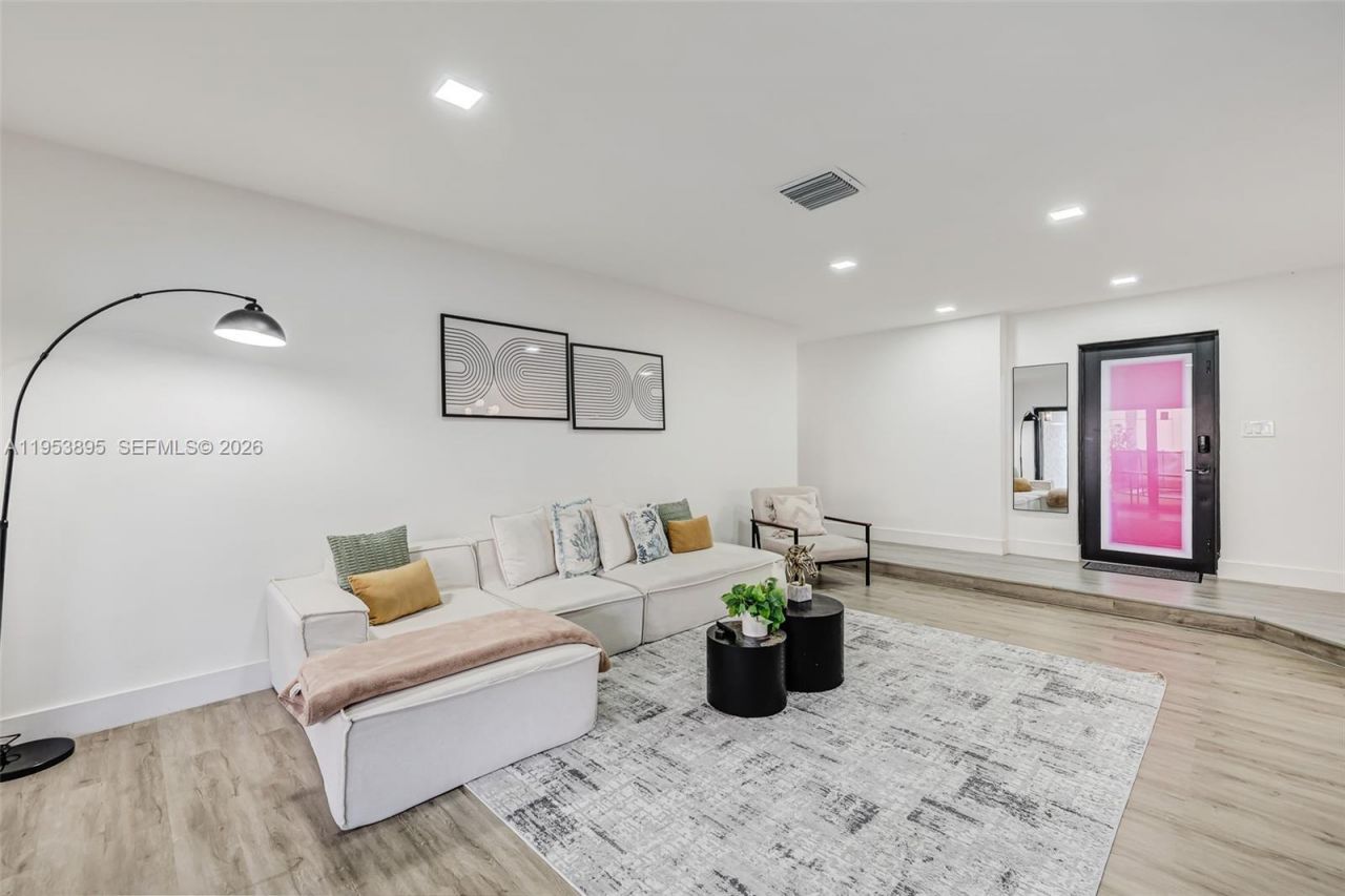 10870 SW 106th Ave , Miami, FL 33176 Photo