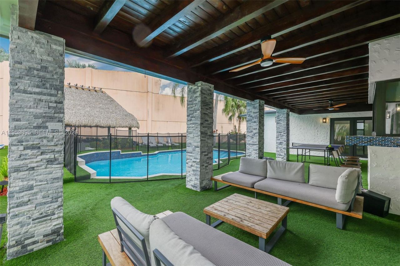 10870 SW 106th Ave , Miami, FL 33176 Photo