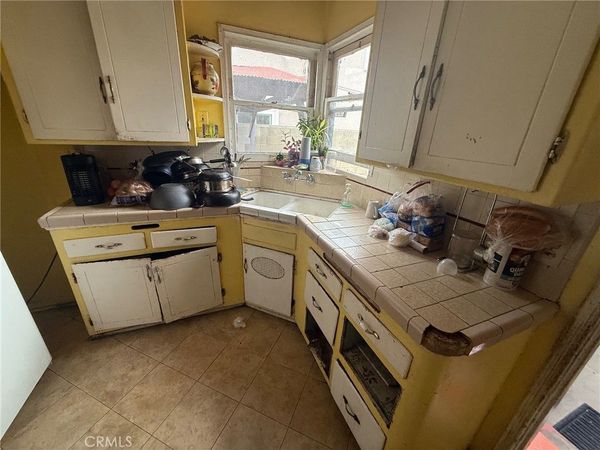 4909 E 59th, Maywood, CA 90270