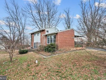 5607 IONA WAY, ALEXANDRIA, VA 22312