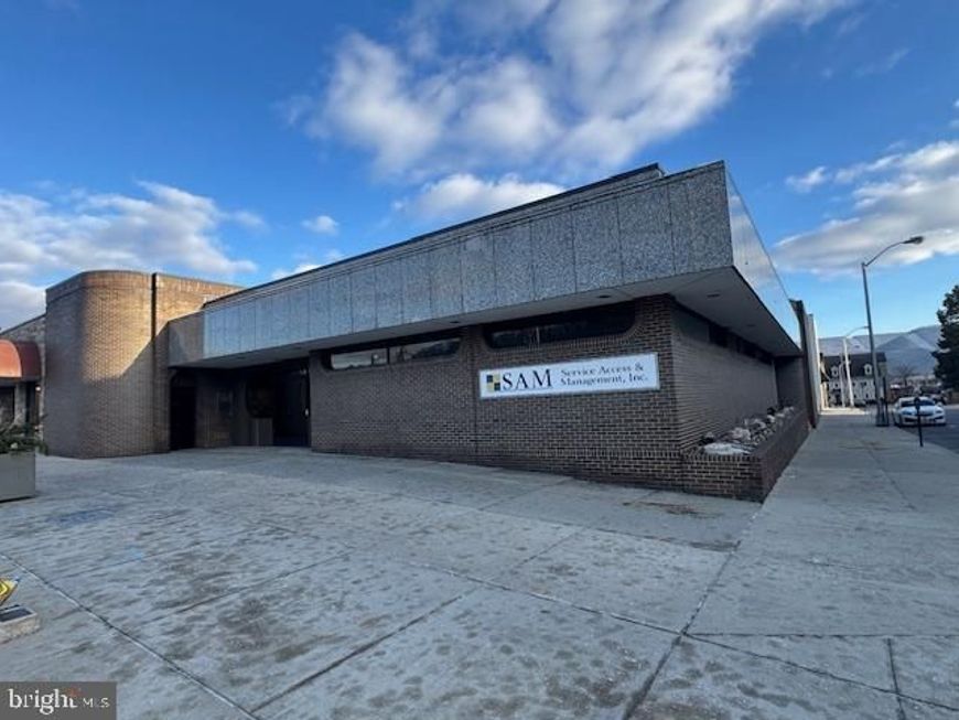 100 E Market Street, Lewistown, PA 17044 Main Photo