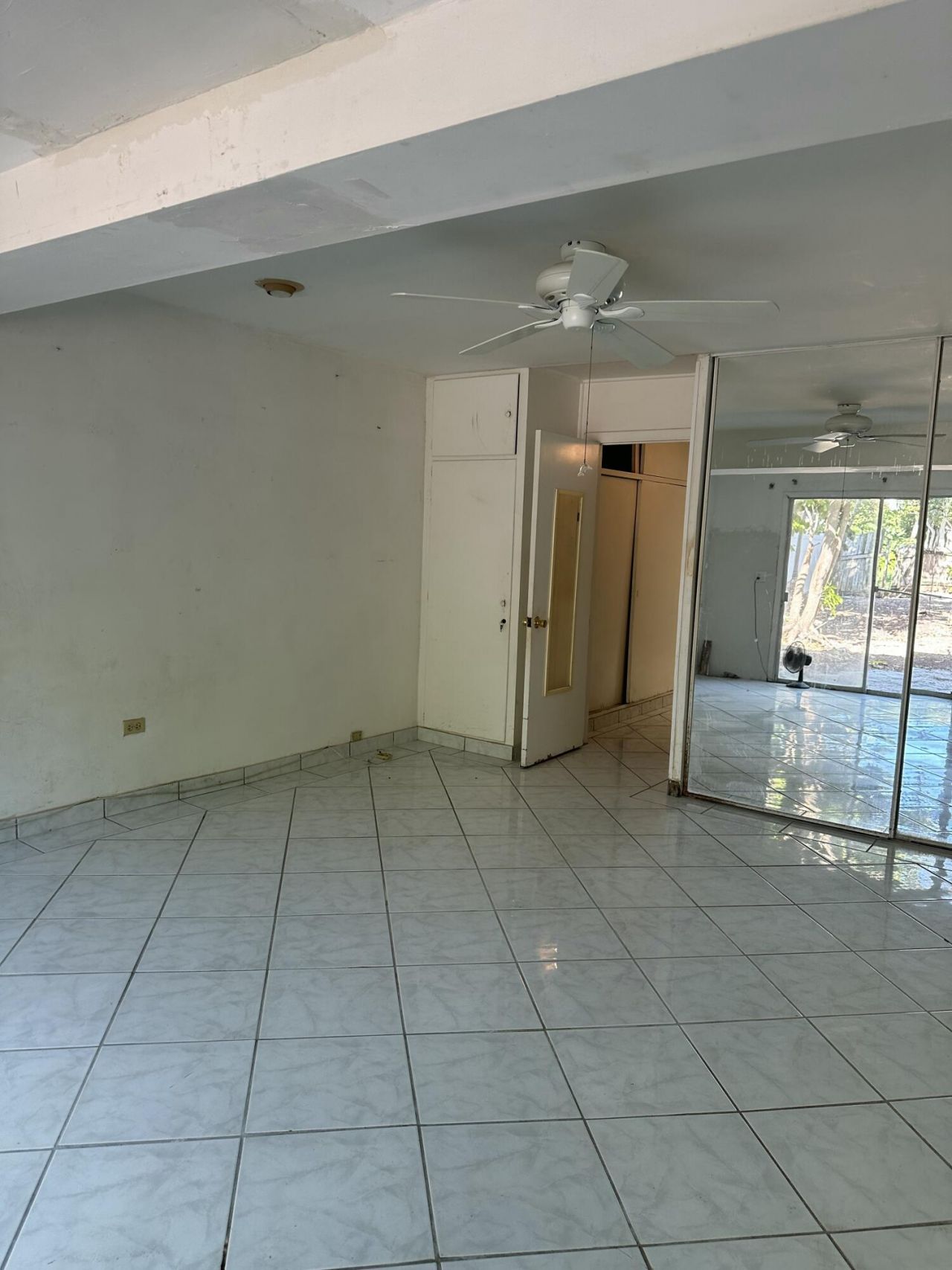 112 S Rolling Hill Road, Tavernier, FL 33070 Photo