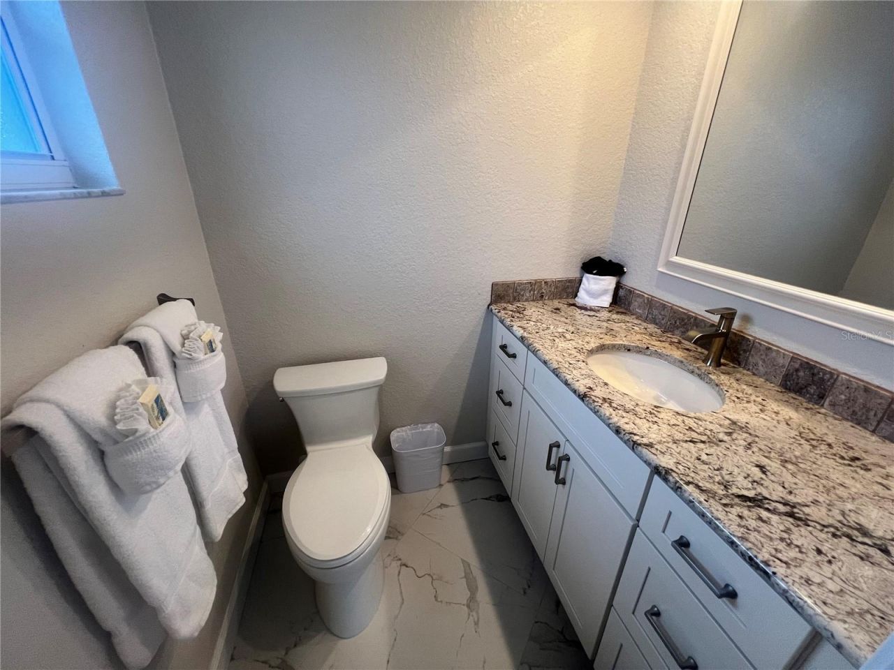 6154 Midnight Pass Road, Unit B14, Sarasota, FL 34242 Photo