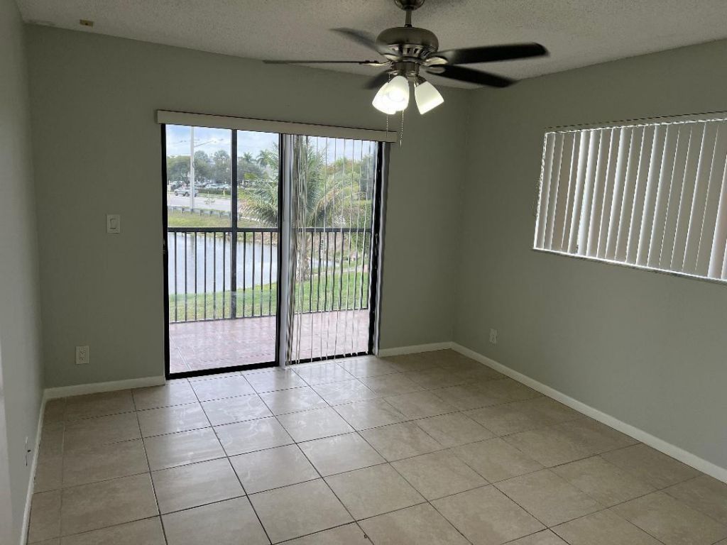 9920 NW 68th Place, Unit 210, Tamarac, FL 33321 Photo