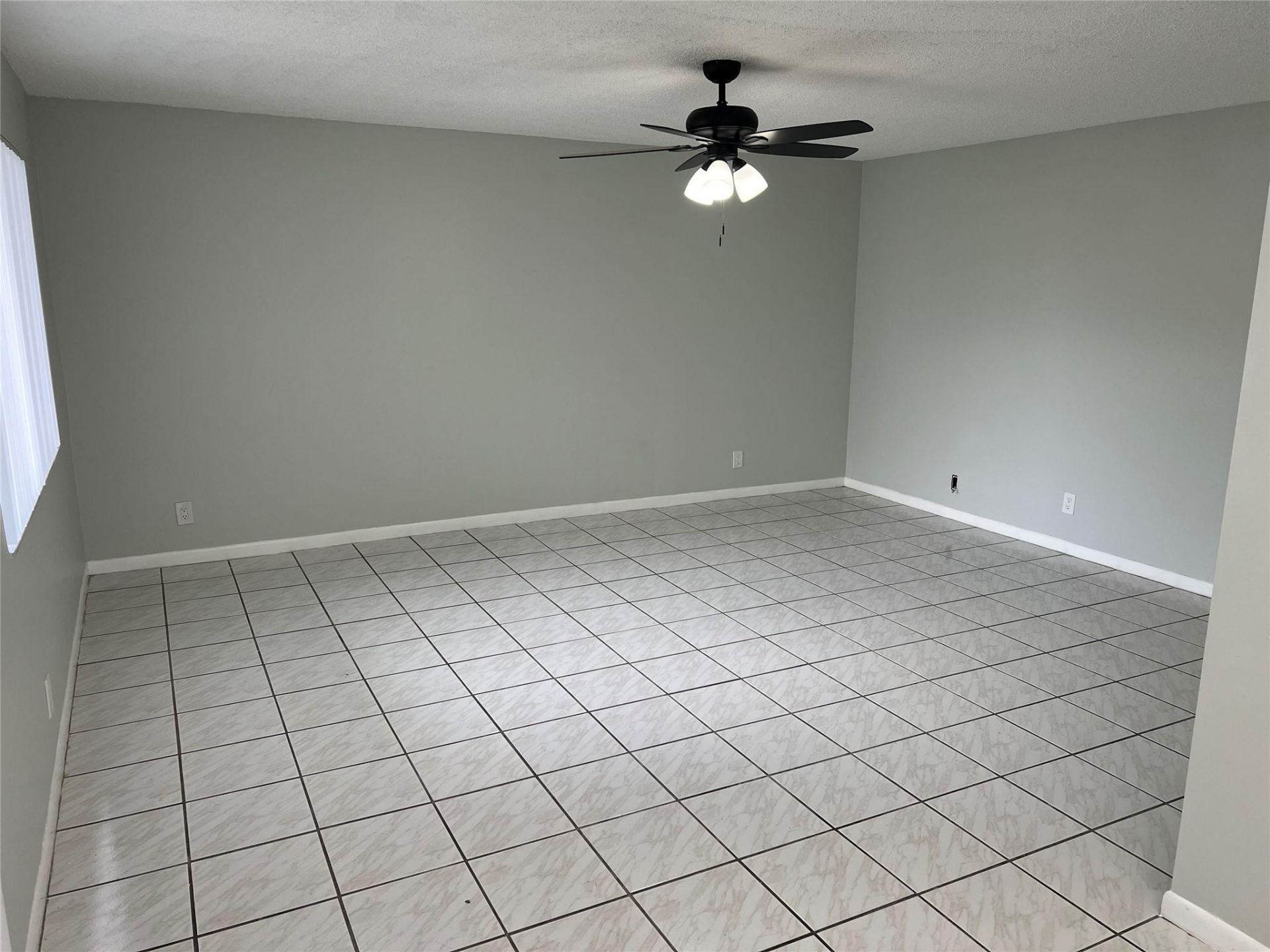 9920 NW 68th Place, Unit 210, Tamarac, FL 33321 Photo